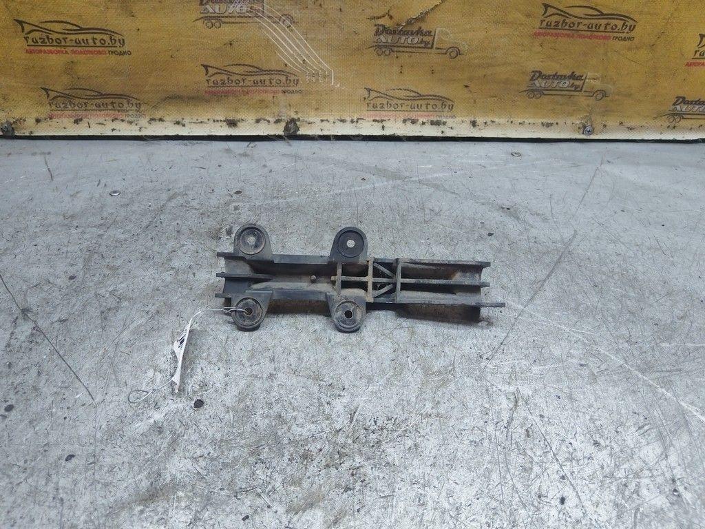 Кронштейн крепления бампера переднего 9Z4JK8 Audi 80 - Фото 3