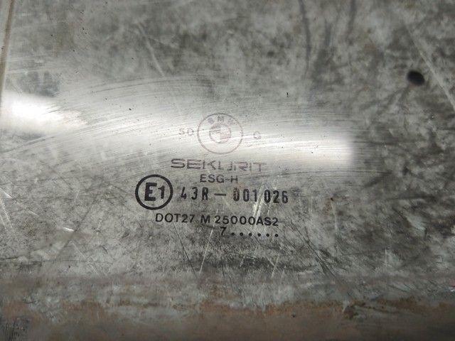 Стекло двери задней левой 3A90JI BMW 7 E32 купить