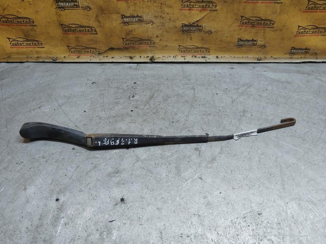 Щеткодержатель (поводок стеклоочистителя, дворник) U7SGH7 Renault Laguna купить