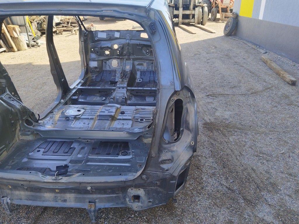 Крыло заднее правое PUG42Y Toyota Corolla Verso - Фото 6