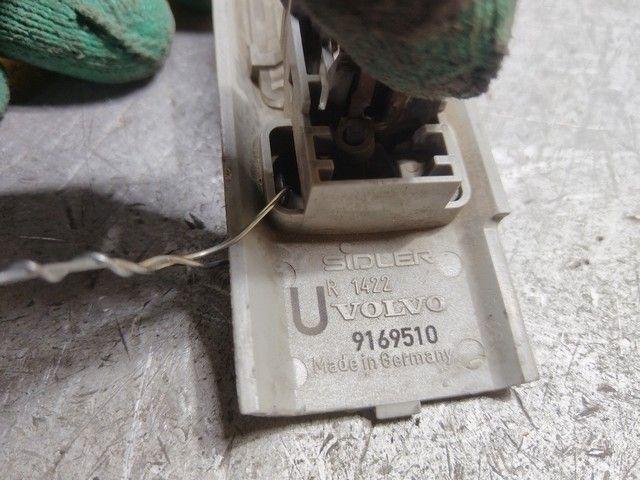 Фонарь салона (плафон) DU74NW Volvo V70 купить в магазине запчастей бу