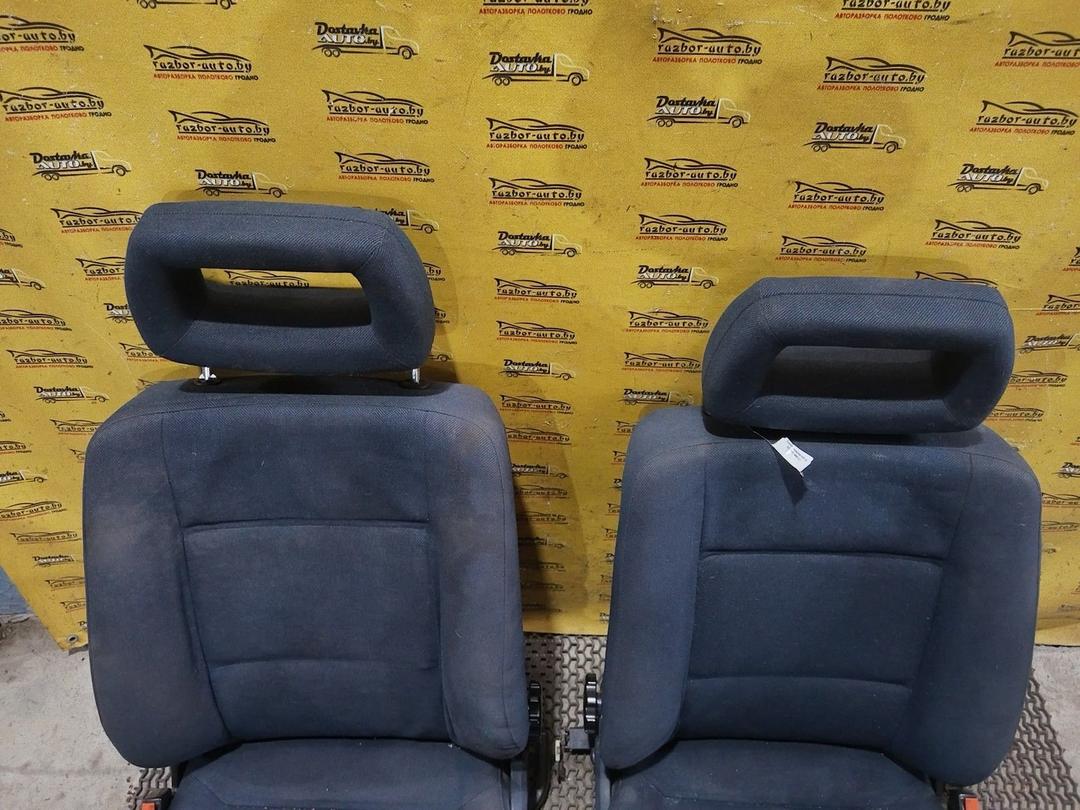 Сиденье переднее A4S1X5 Audi 100 купить