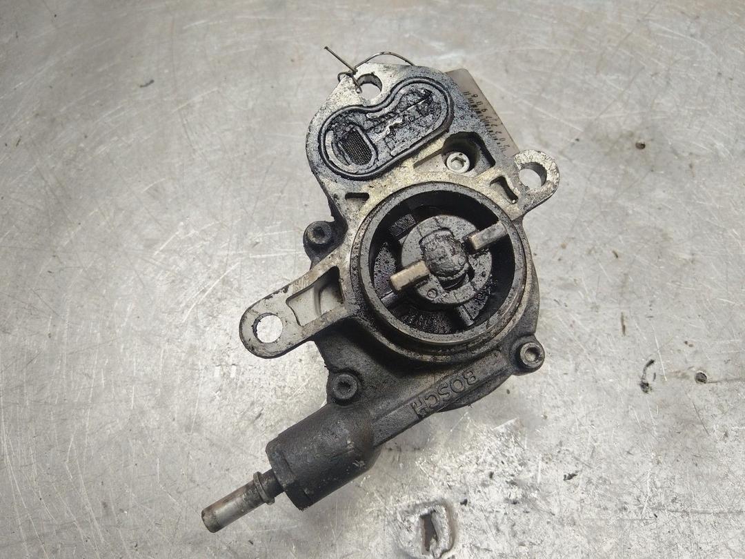 Насос вакуумный S907MO Peugeot 406 купить с доставкой