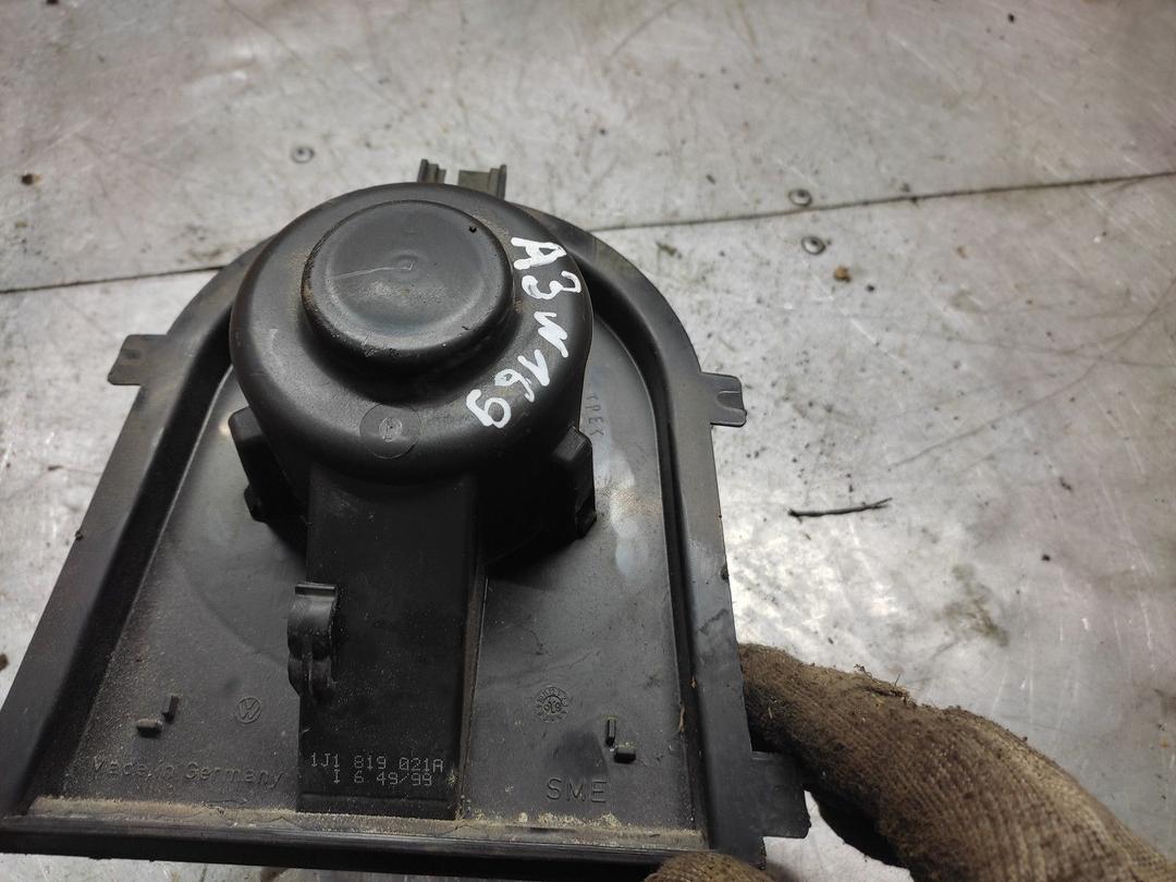 Моторчик печки MUZ510 Audi A3 купить