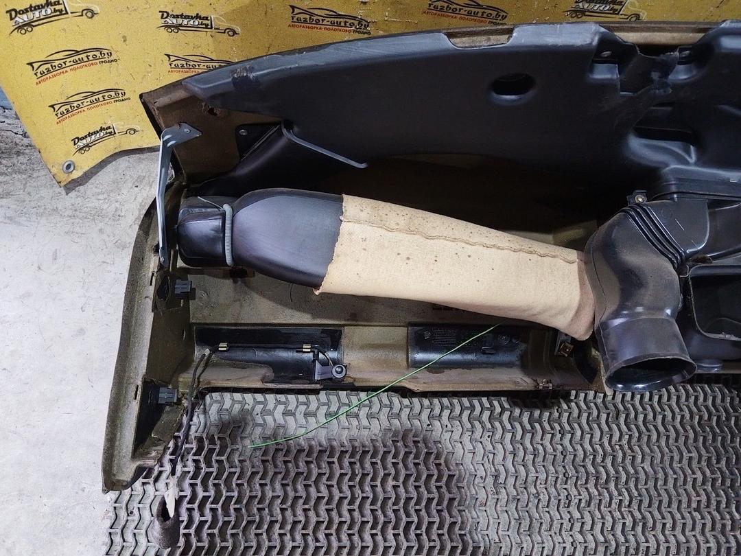 Панель передняя салона (торпедо) H1B18E Audi 100 undefined