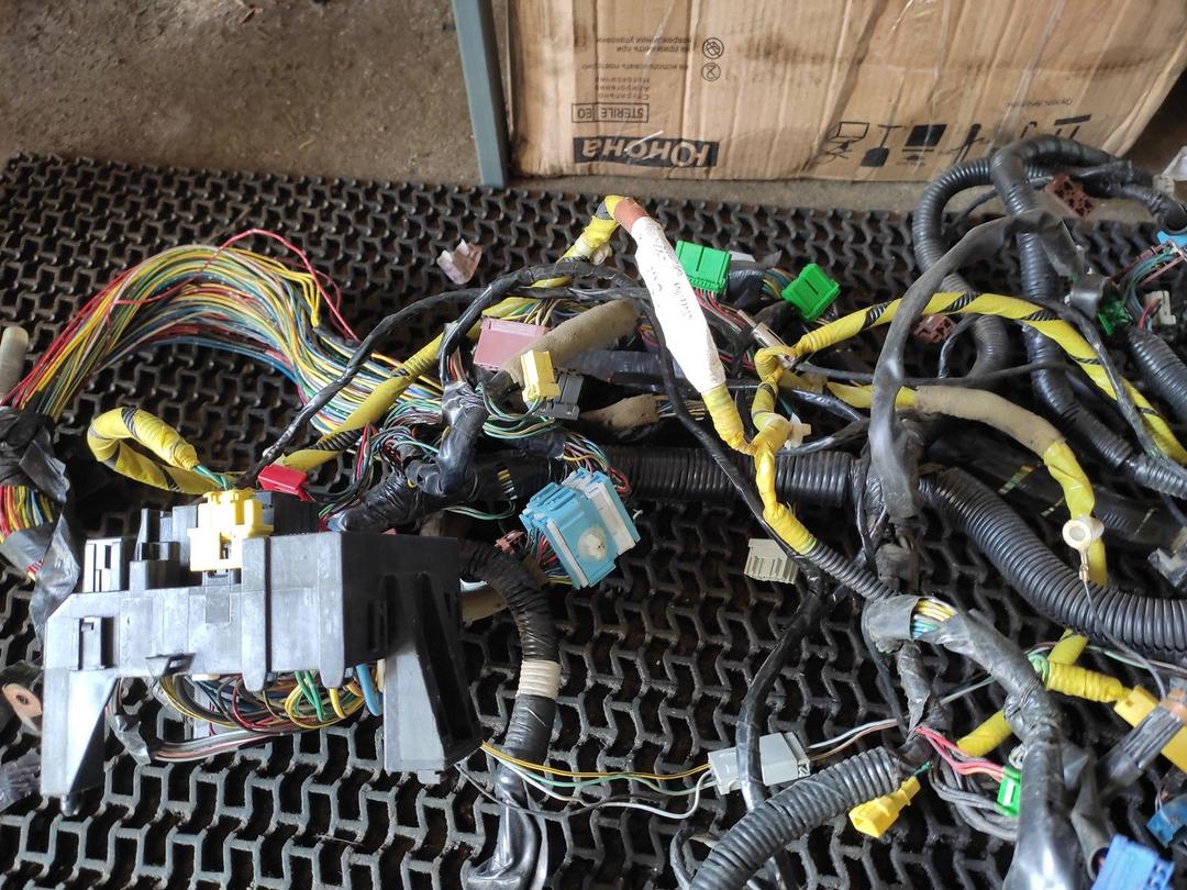 Проводка I4C1QI Honda HR-V купить на авторазборке