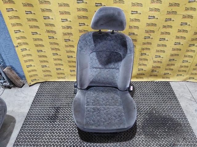 Сиденье переднее ES1WDY Renault Laguna