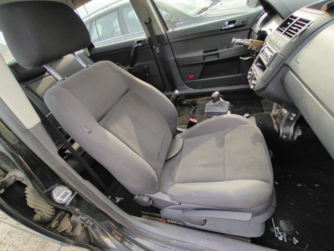 Салон (комплект сидений) UD331W Volkswagen Polo undefined