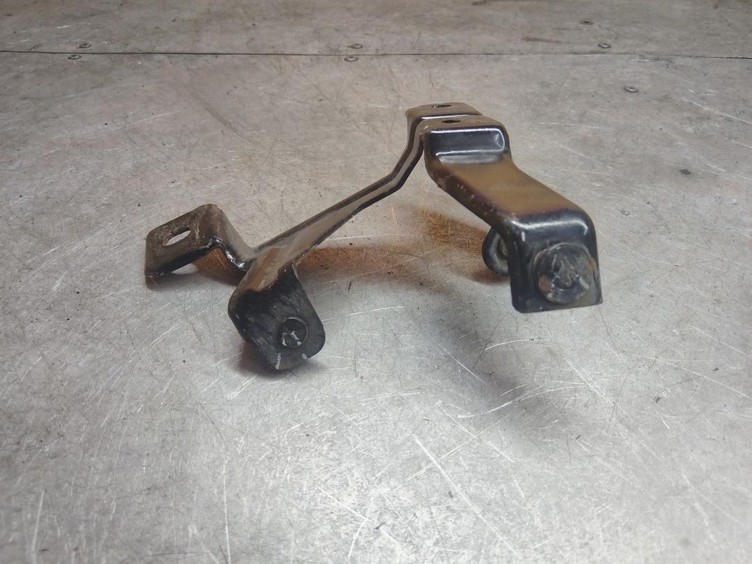 Крепление блока ABS 9EY6J1 Ford Fusion купить