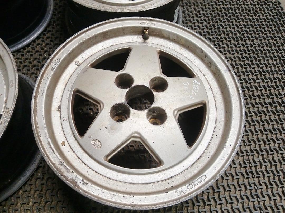 Диск литой R15, 4x108 Audi 100 1989 S9W3Z5 S9W3Z5 Audi 100 купить на авторазборке