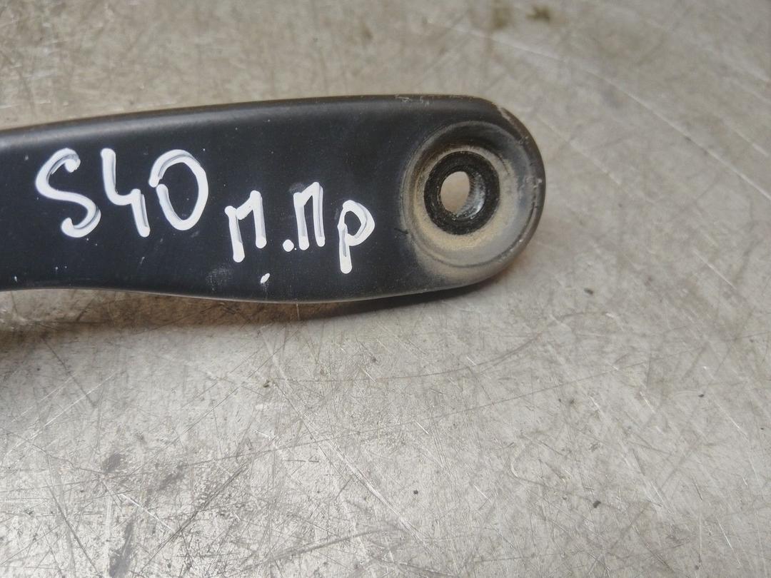 Щеткодержатель (поводок стеклоочистителя, дворник) G8NJ7C Volvo S40 купить