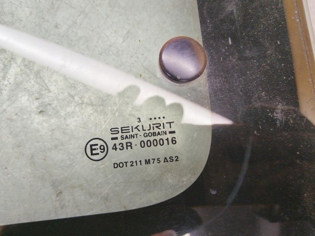 Стекло кузовное боковое правое BMGJ7M Peugeot Partner - Фото 2