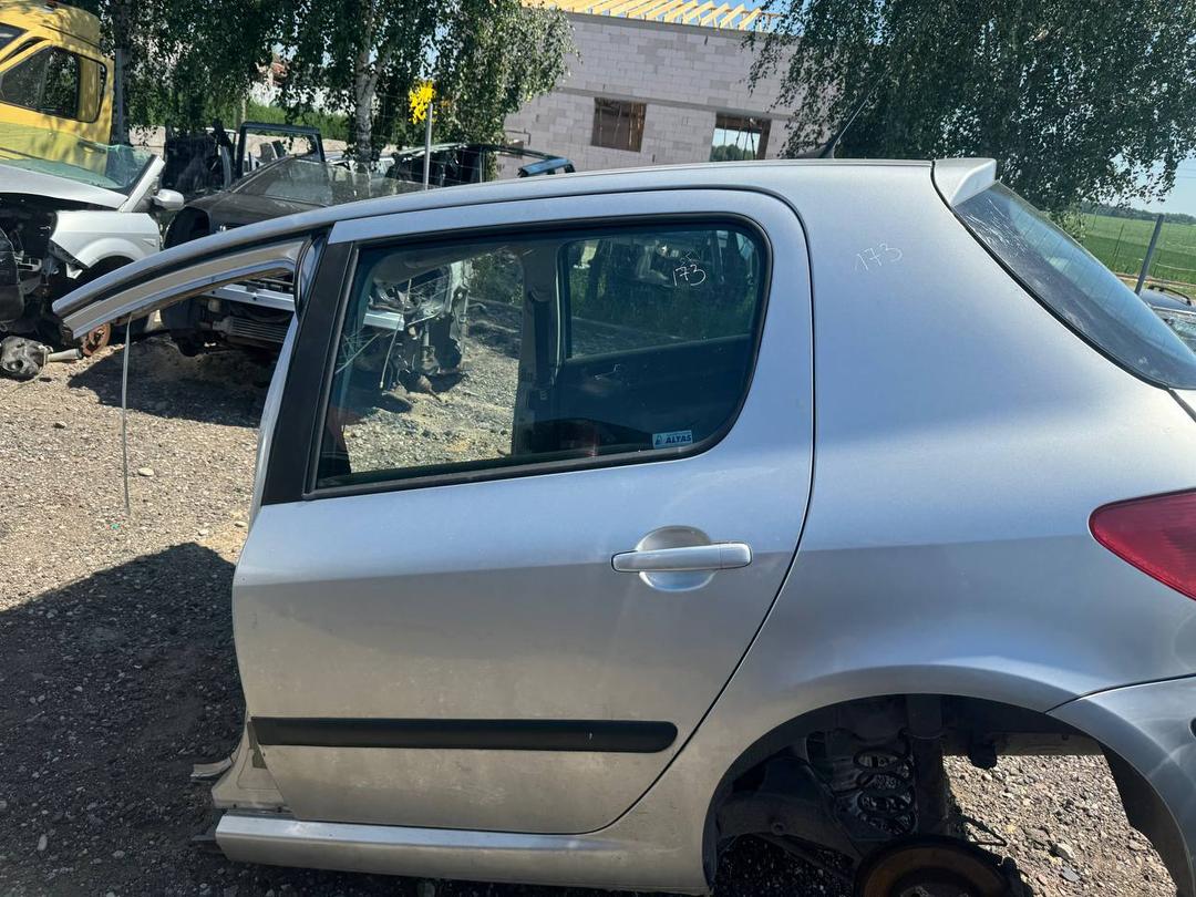 Стойка кузовная центральная левая MBTLGX Peugeot 307