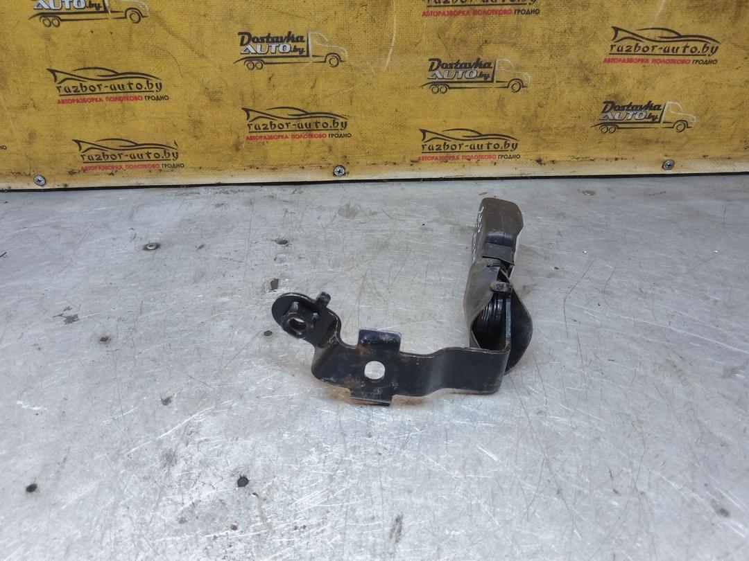 Замок ремня безопасности FKG63C Toyota Avensis купить в магазине запчастей бу