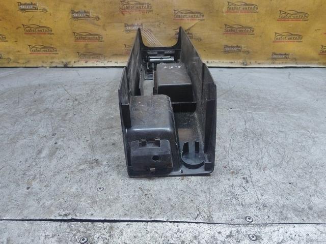 Консоль салона (кулисная часть) XYOLOX Audi 80 - Фото 4