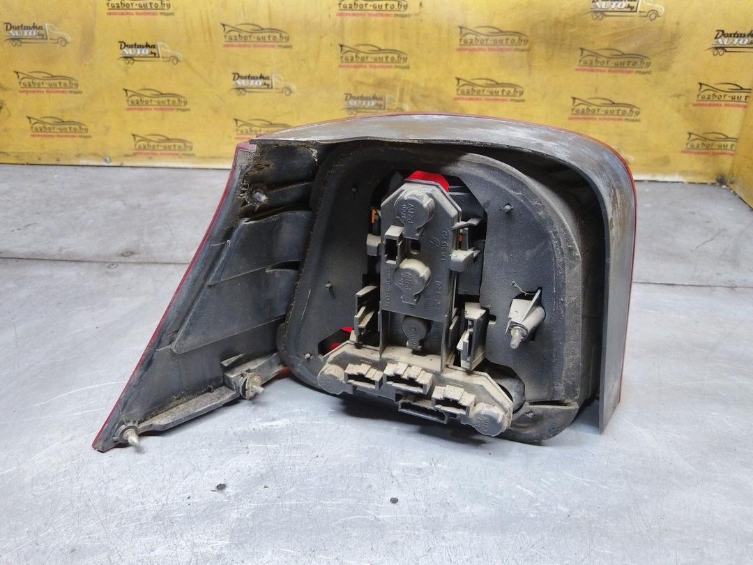 Фонарь задний правый 76TIA6 Volkswagen Golf купить в магазине запчастей бу