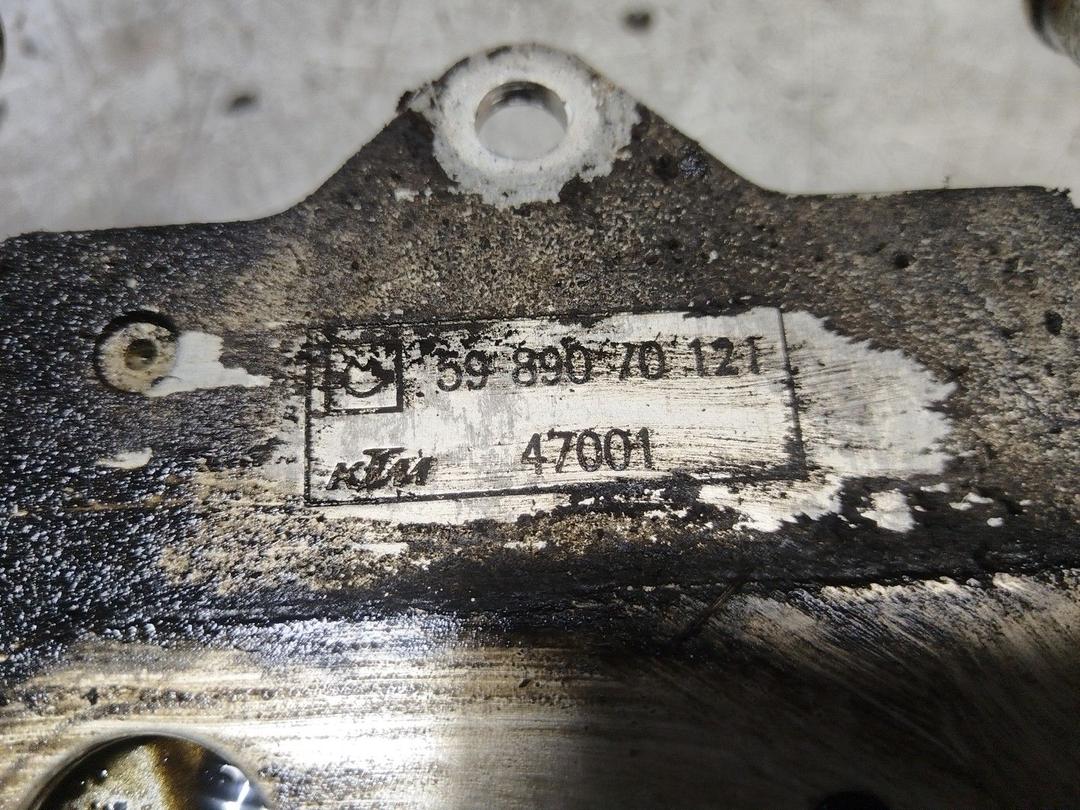 Теплообменник масляного фильтра VJ7OW6 Opel Astra купить с доставкой