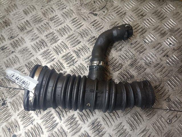 Патрубок воздушного фильтра BIIPDC Ford Focus