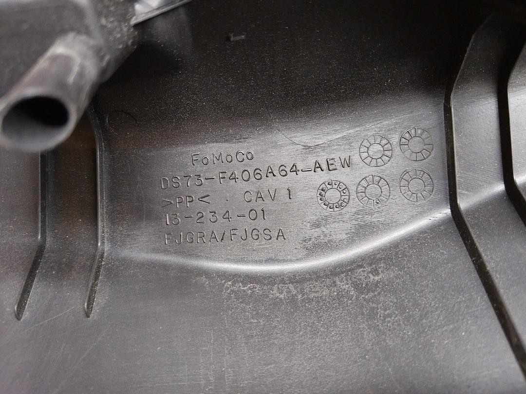 Накладка внутренняя на заднюю панель кузова RFONJB Ford Fusion купить с доставкой. Огромный выбор запчастей и марок авто. У нас есть практически все.