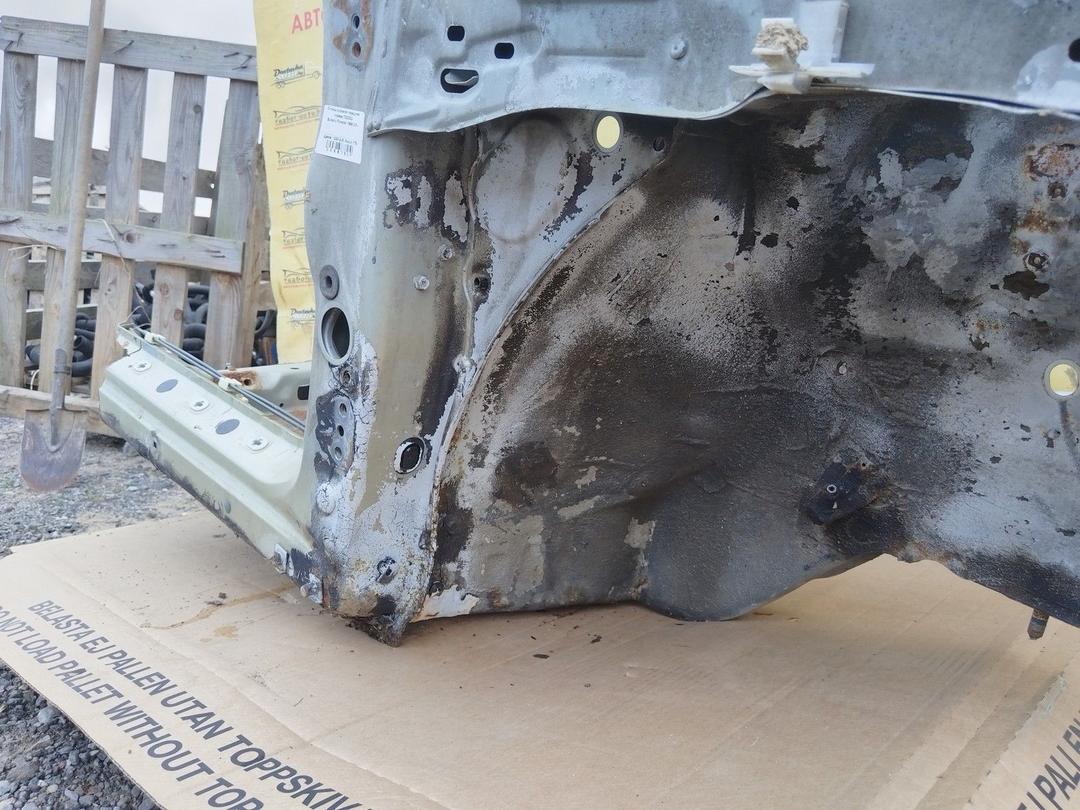 Стойка кузовная передняя правая 7DOZ0U Subaru Forester купить