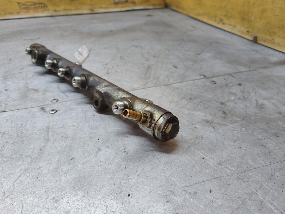 Топливная рампа Q8FPYG Renault Espace купить на авторазборке