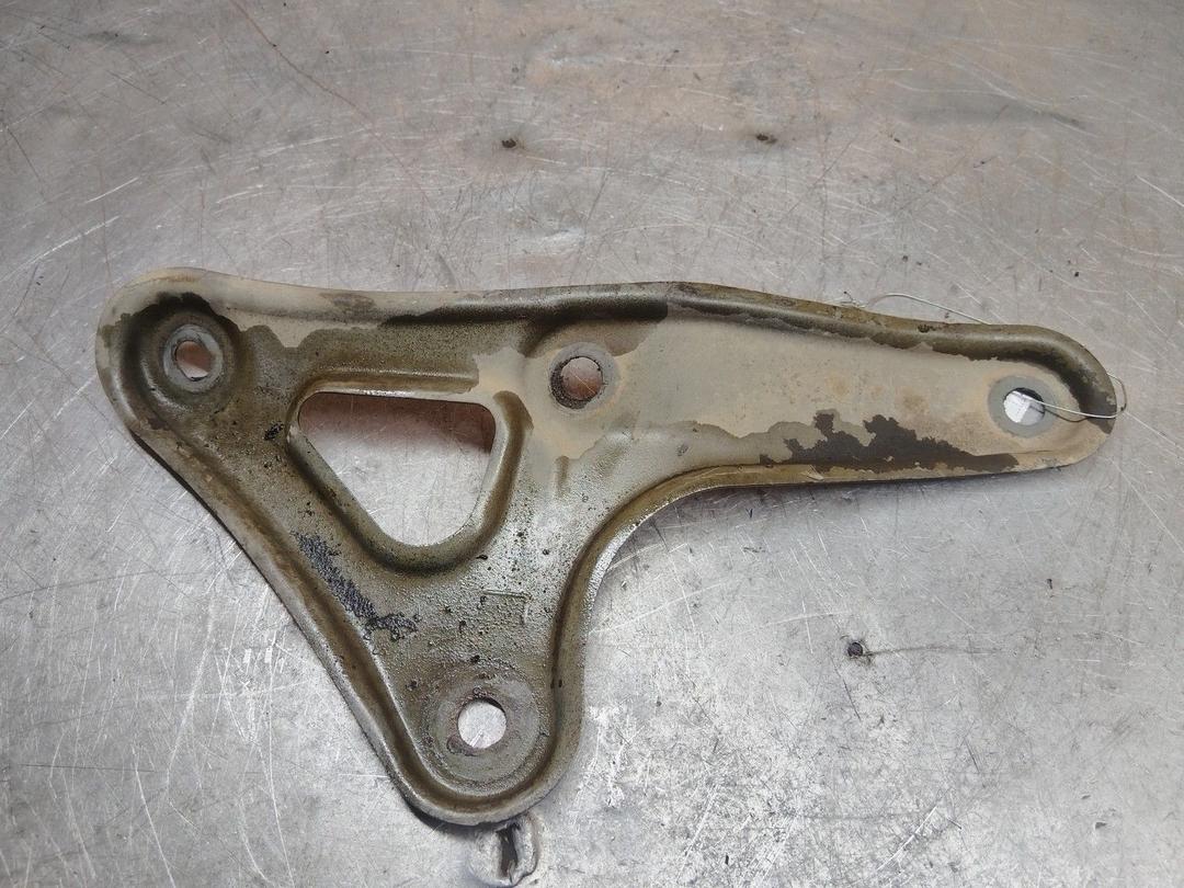 Кронштейн крепления балки подвески HF16UA Toyota Corolla - Фото 2