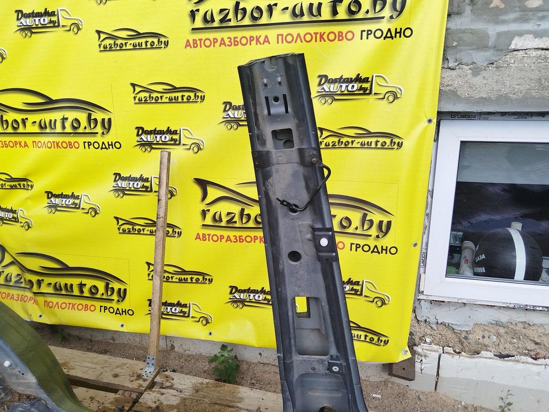 Стойка кузовная центральная левая FJ0IAL Volkswagen Touran купить на авторазборке