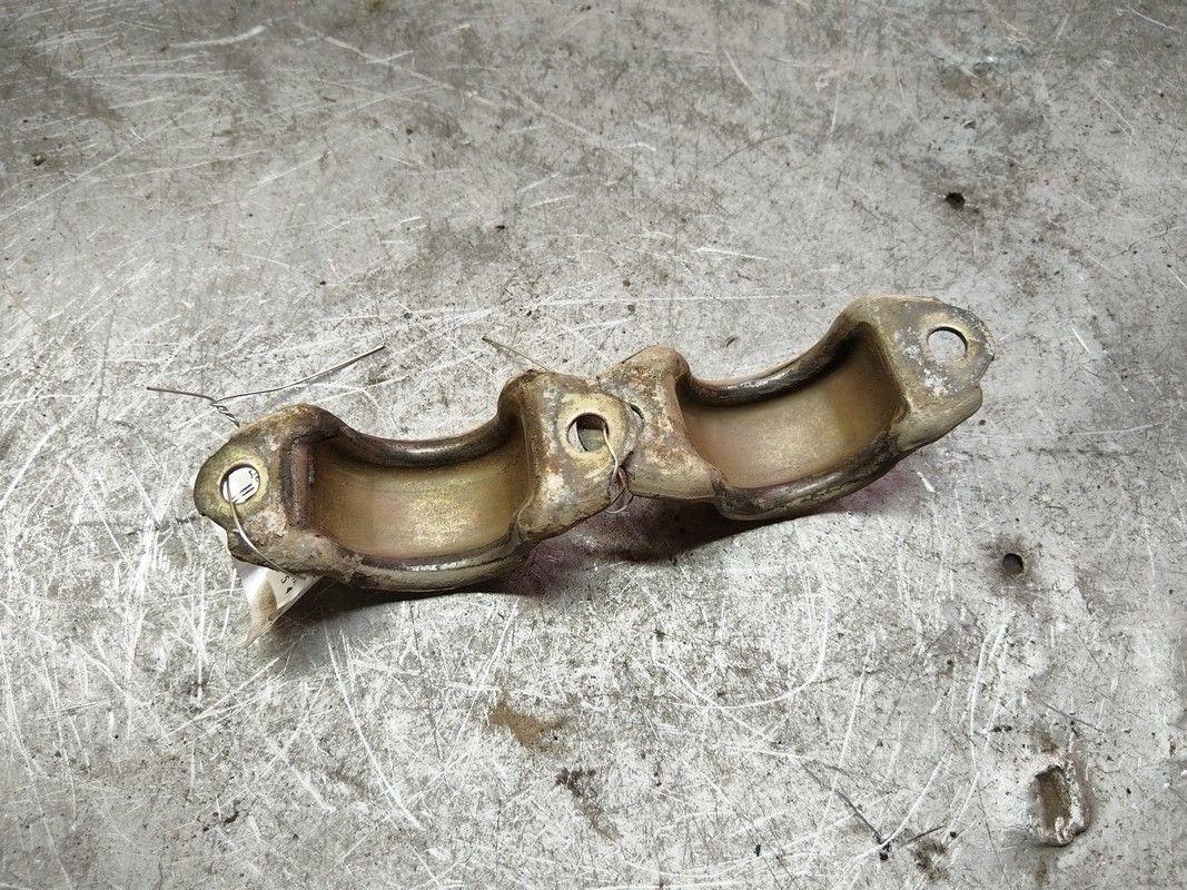 Крепление втулки стабилизатора YKBMUW Volkswagen Passat - Фото 2