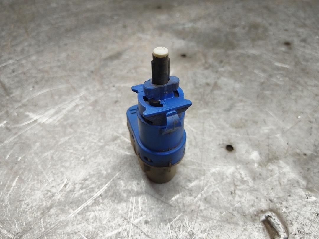 Датчик педали тормоза (лягушка) TT78P7 Ford Fusion - Фото 2