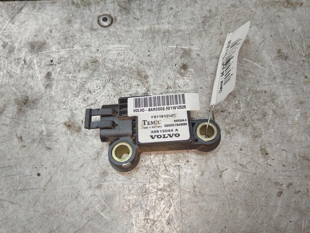Датчик удара 0RDHLZ Volvo V40 - Фото 2