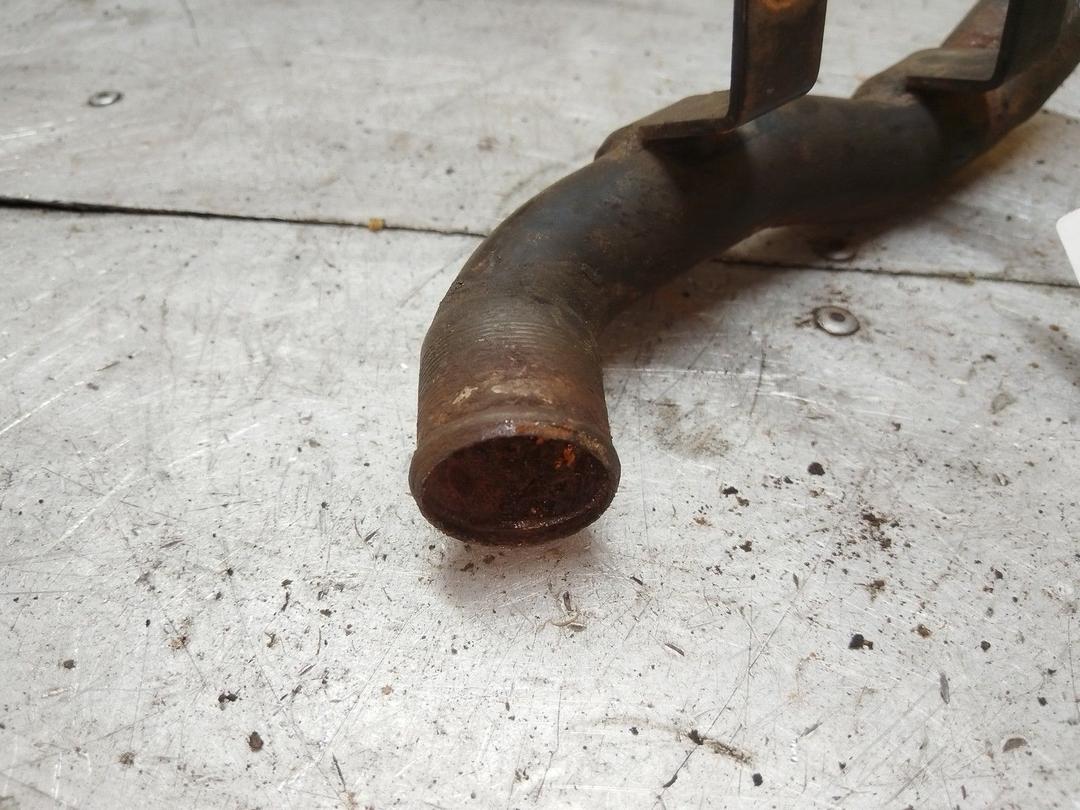 Трубка охлаждающей жидкости металлическая ZS4R8S Peugeot 306 купить с доставкой