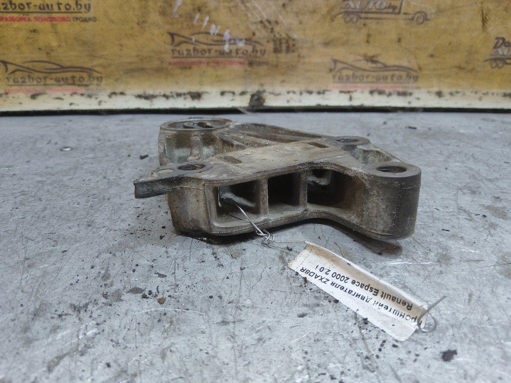 Кронштейн двигателя ZXAD8R Renault Espace - Фото 3