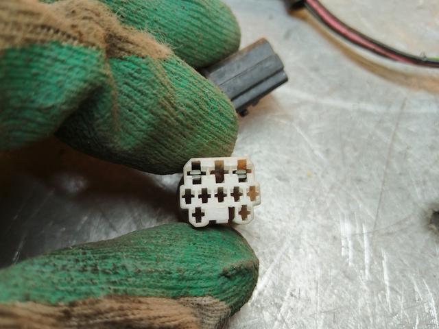 Проводка двери передней правой 00Y401 Saab 9-3 купить в магазине запчастей бу