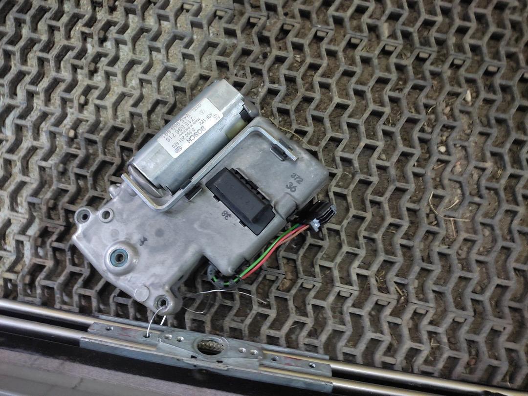 Люк 3CP55B Audi 80 купить