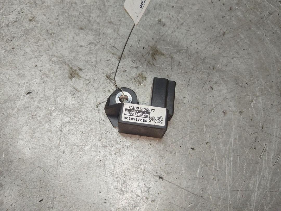 Датчик удара 7DGSVA Citroen Xsara Picasso - Фото 1