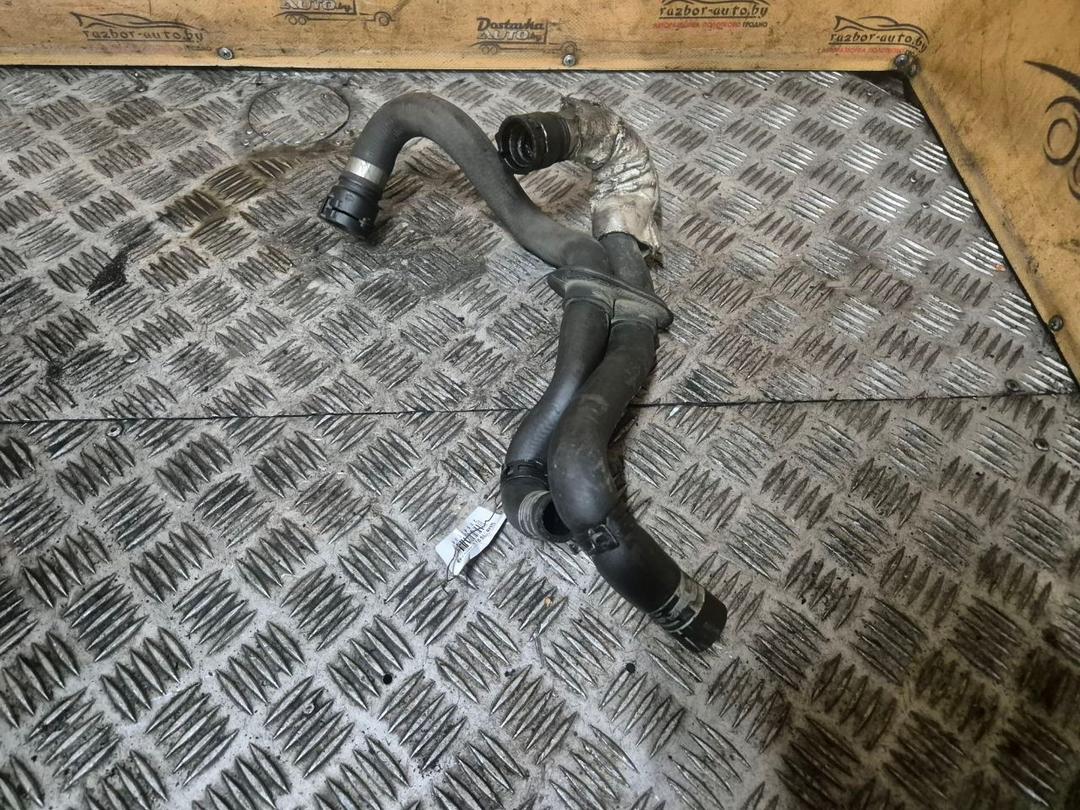 Патрубок отопителя (печки) D70MDQ Audi A4 - Фото 2