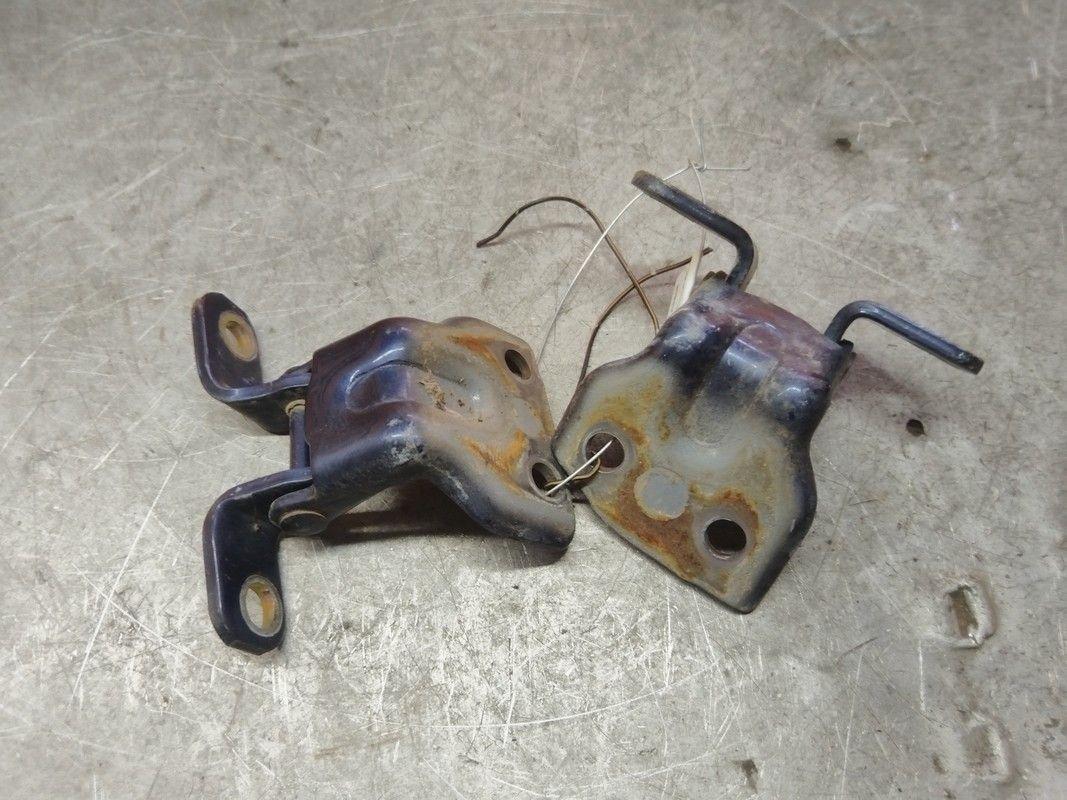 Петля двери задней левой 1G1V4I Mazda Premacy купить с доставкой