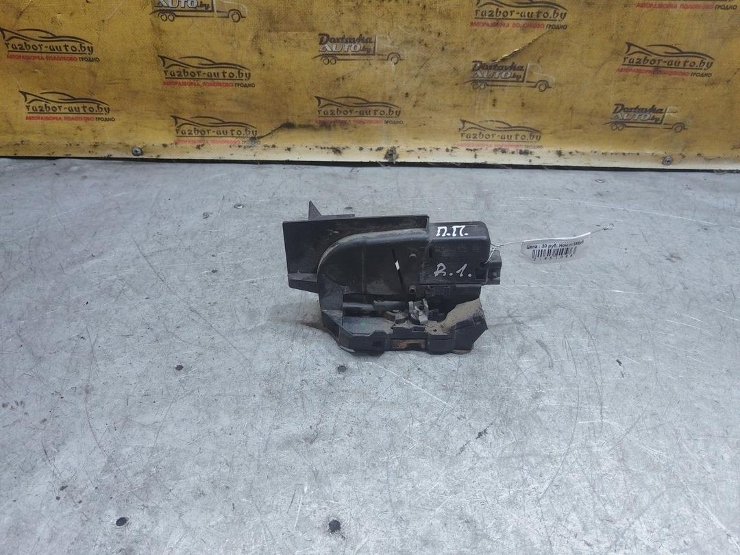 Замок двери передней правой 7VYCX3 Renault Laguna купить в магазине запчастей бу