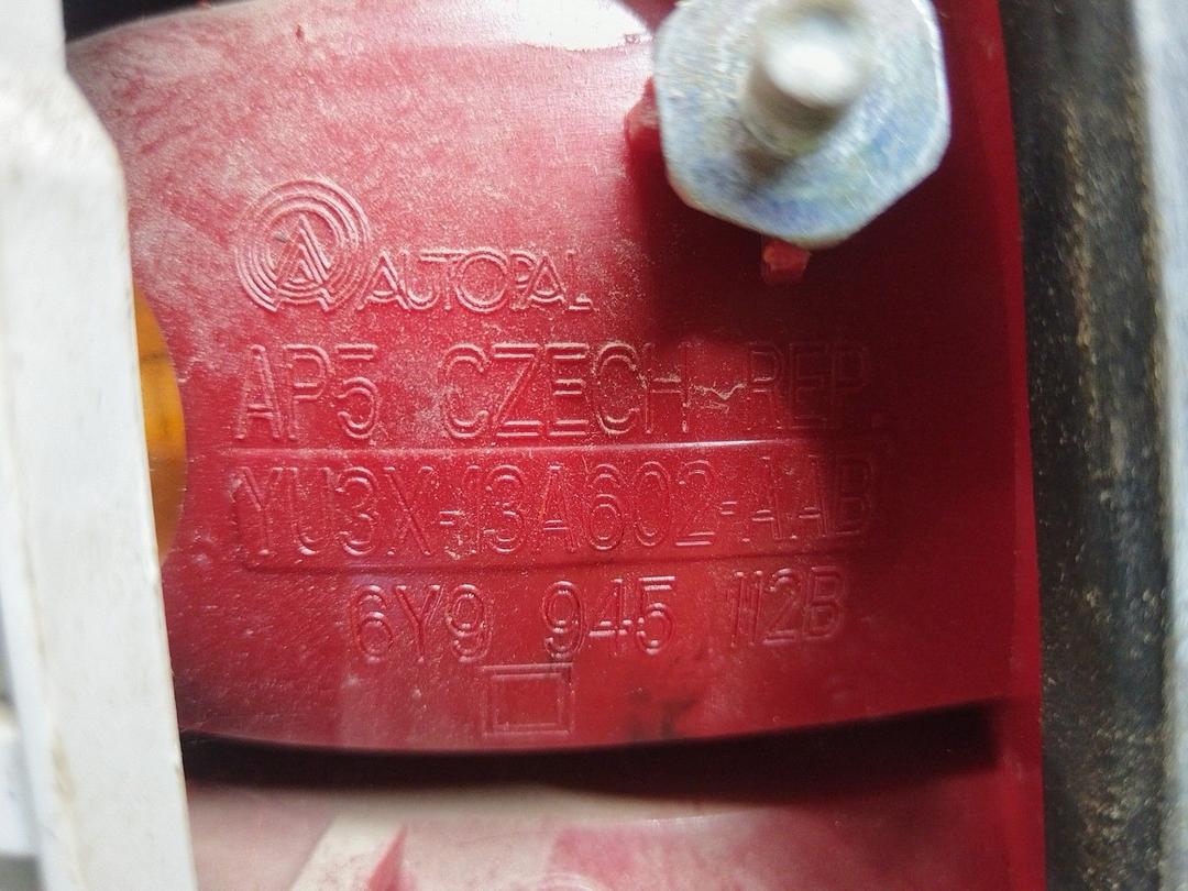 Фонарь задний правый VFW0K1 Skoda Fabia - Фото 8