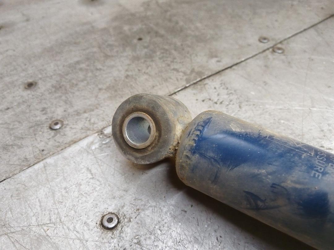 Амортизатор задний левый MHE5ET Opel Astra - Фото 3