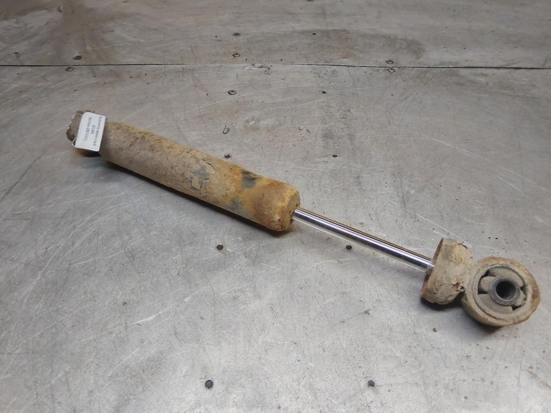 Амортизатор задний левый QTJSYA Opel Astra - Фото 1