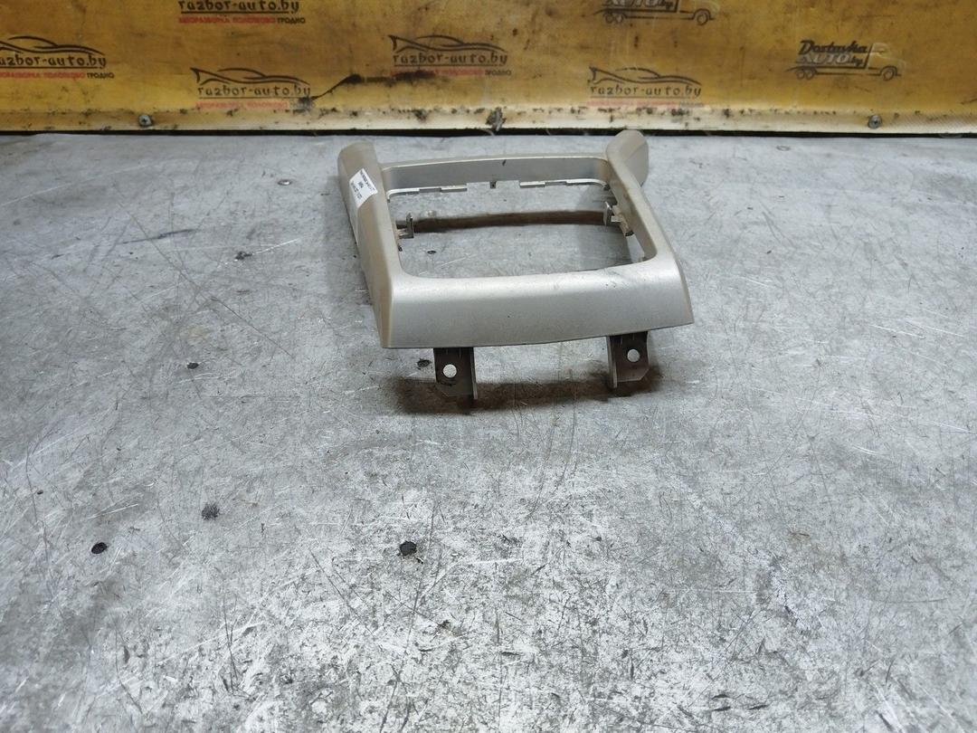 Рамка (накладка) рычага КПП 54WFA4 Opel Astra купить