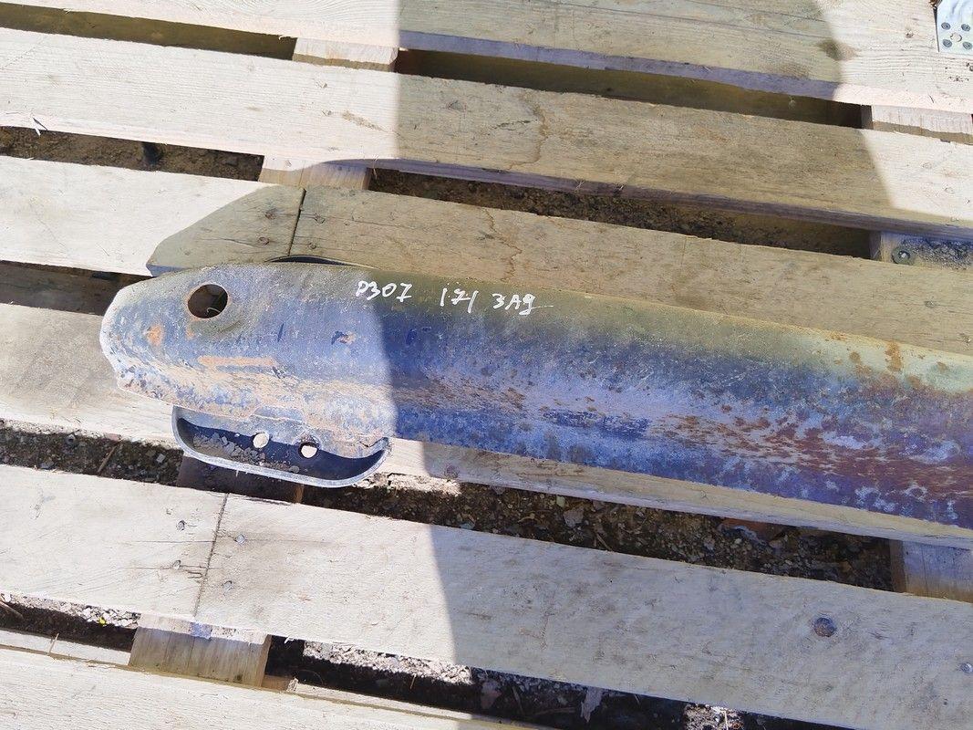 Усилитель бампера заднего 2S1B9G Peugeot 307 - Фото 2