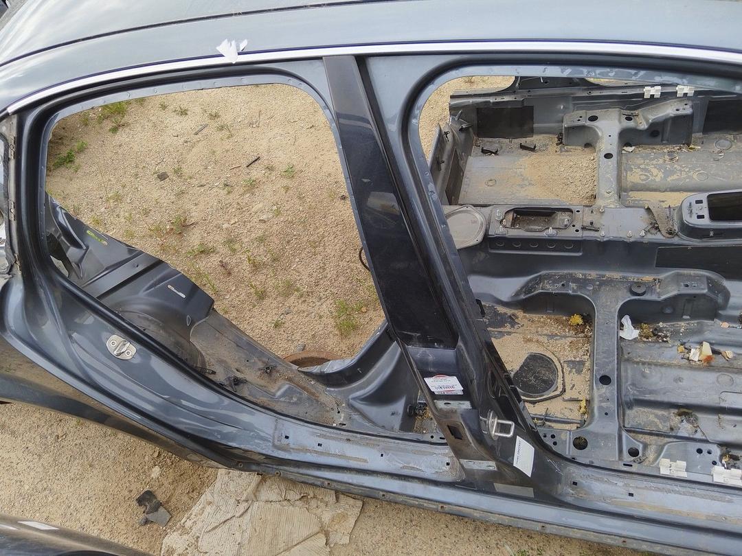 Стойка кузовная центральная правая 0PU5S1 Audi A4 купить на авторазборке