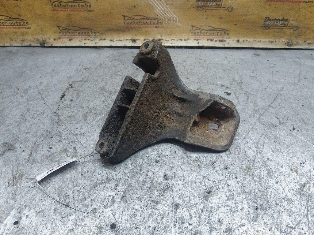 Кронштейн двигателя 3GKE4A Audi 80 - Фото 3