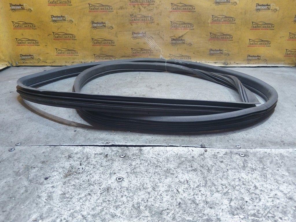 Уплотнитель двери задней левой 4C3SCW Mercedes A W168 - Фото 2