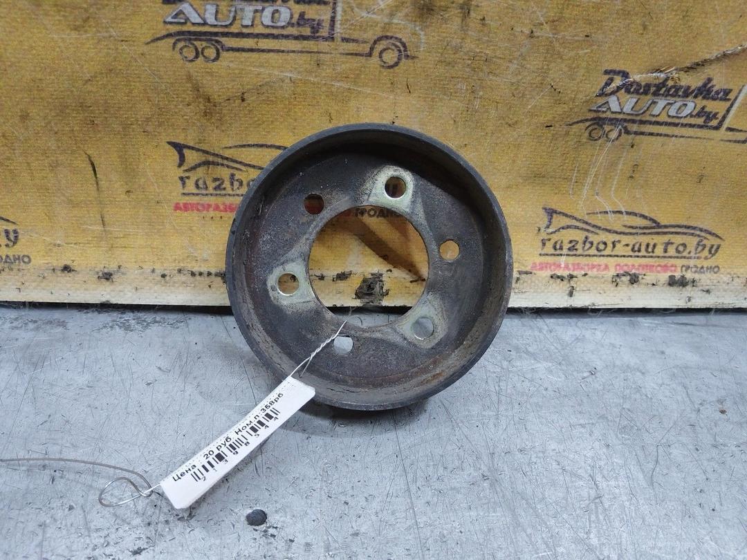 Шкив помпы KRFQT0 Renault Laguna