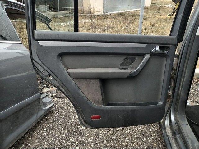 Кнопка стеклоподъемника заднего левого EW3INU Volkswagen Touran купить