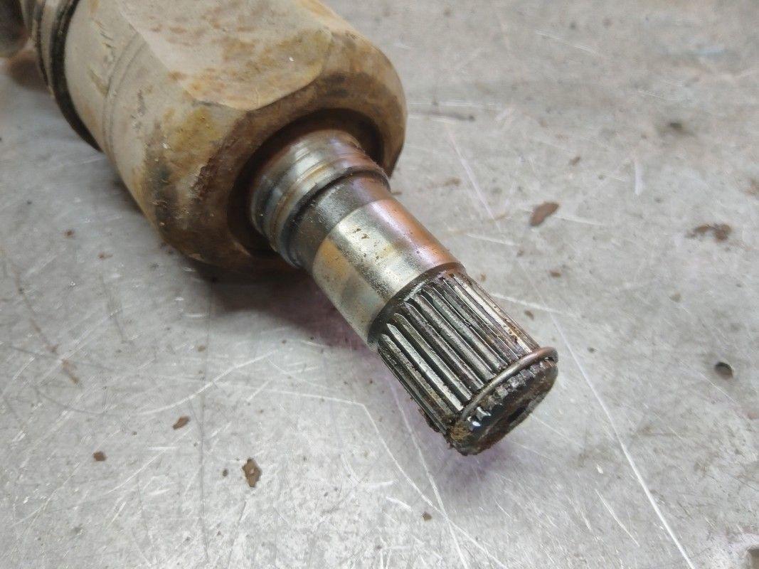 Полуось передняя левая (приводной вал, ШРУС) C0HIA8 Kia Shuma - Фото 3