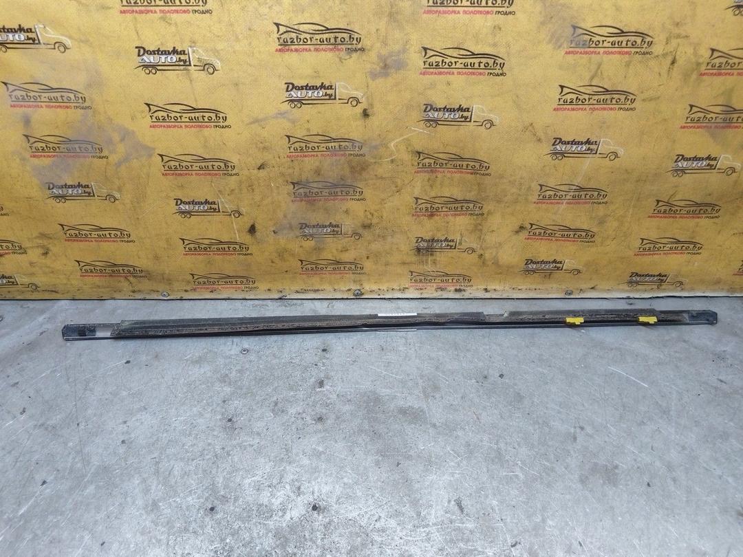 Молдинг стекла двери задней правой наружный VXUDQ1 Mazda 626 купить